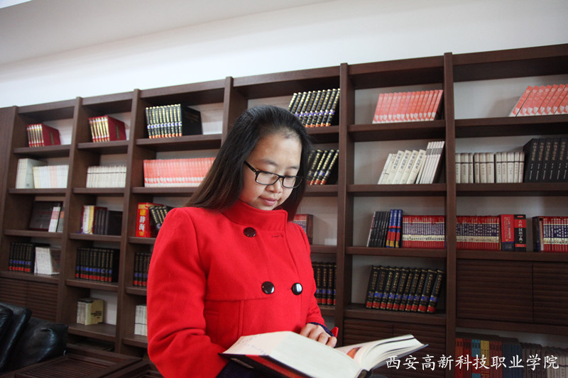 西安高新科技职业学院樊海霞:扎根数学教育 争做年轻教师楷模