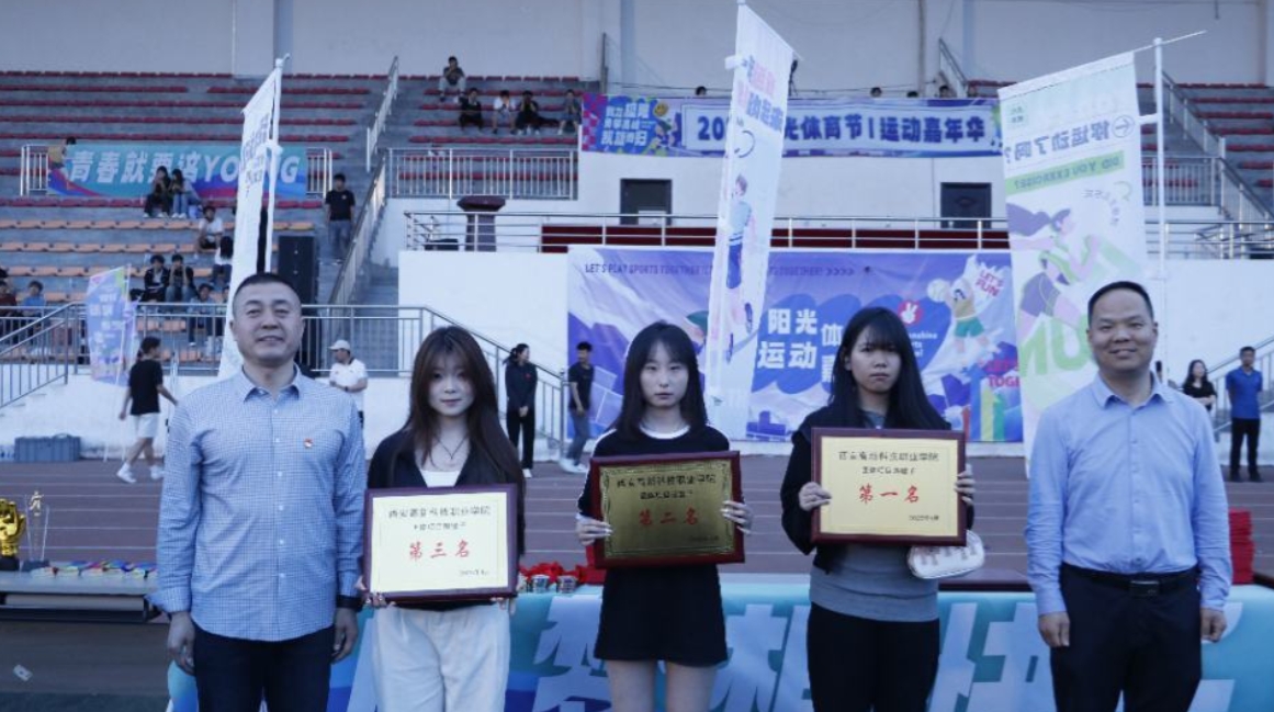 1746004923106705.jpg 1746004923106705.jpg